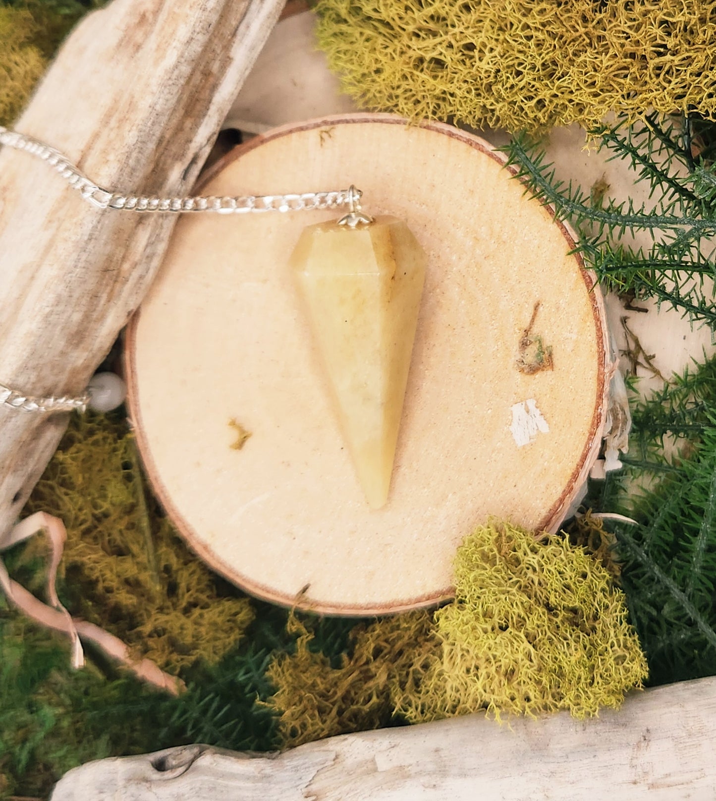 Crystal Pendulum