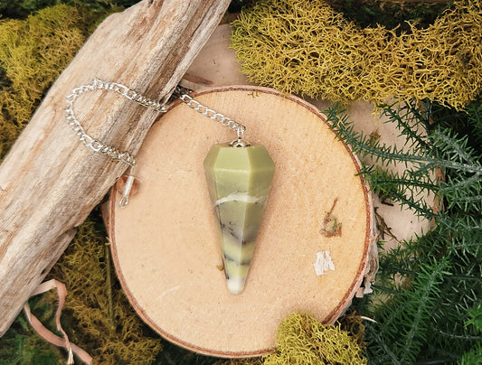 Crystal Pendulum